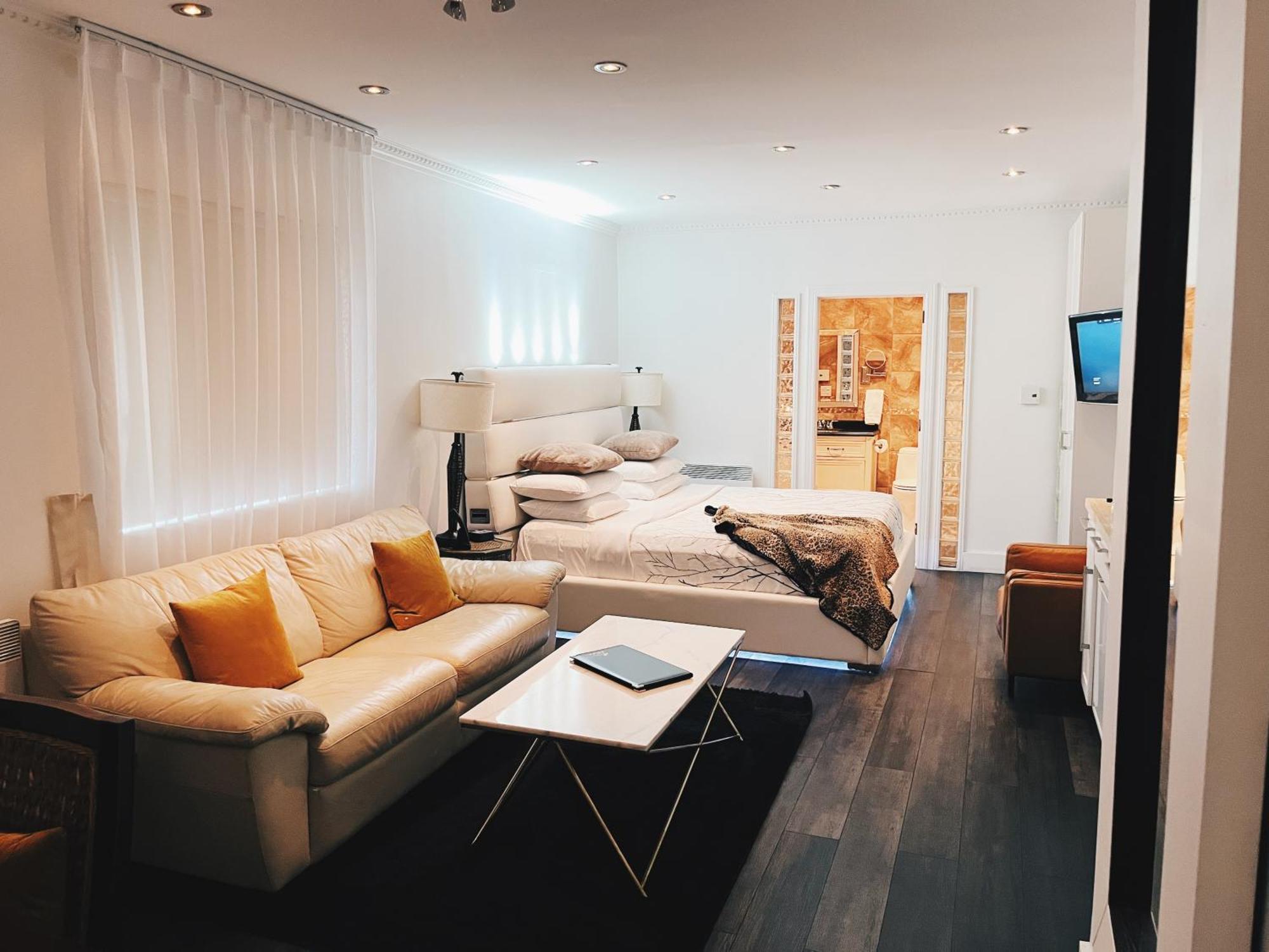 Kutuma Hotel 4*